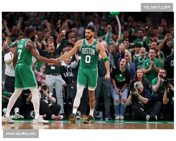 NBA黄蜂VS尼克斯94-102全场比赛录像:林书豪13分黄蜂不敌尼克斯 NBA黄蜂VS尼克斯94-102全场比赛录像:林书豪13分黄蜂不敌尼克斯